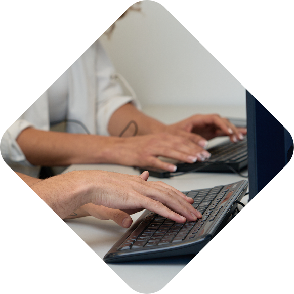 מוקדי מכירות